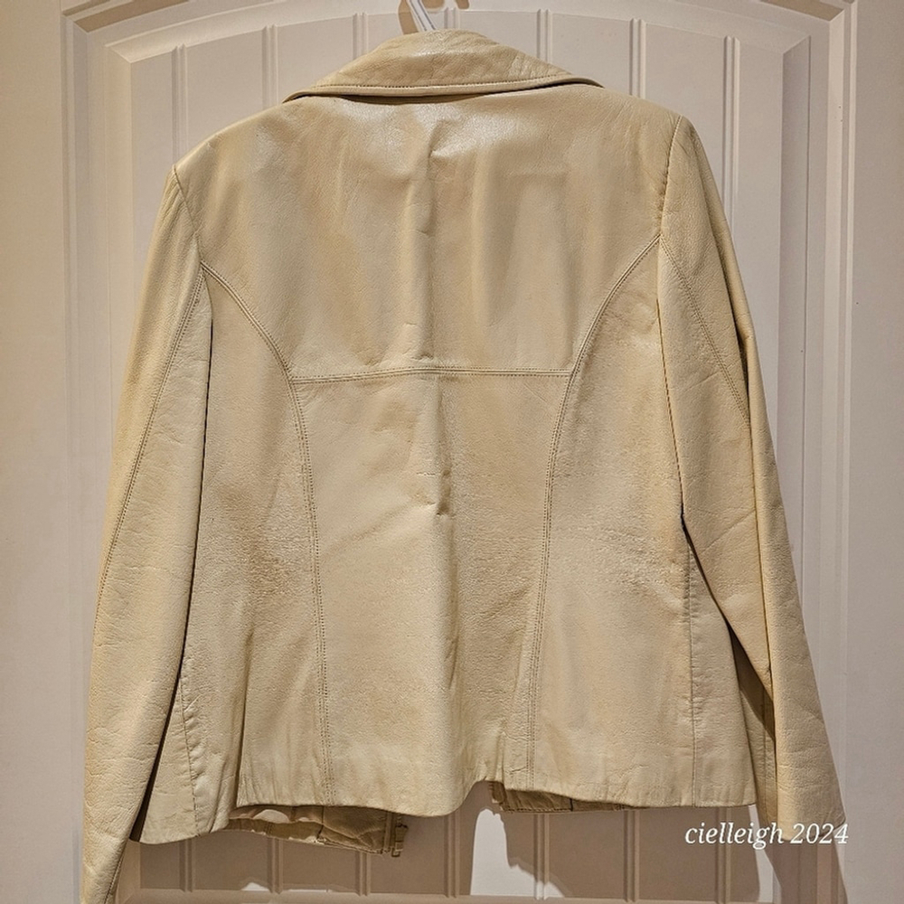Danier Leather jacket - Picture 5 of 7